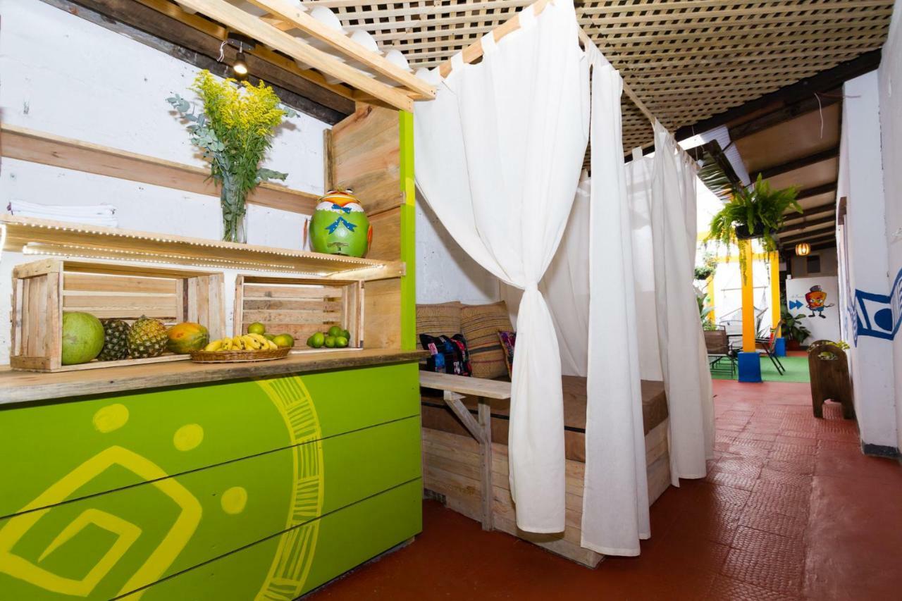 Tamarindo Guest House, Near Arco Santa Catarina Antigua Buitenkant foto